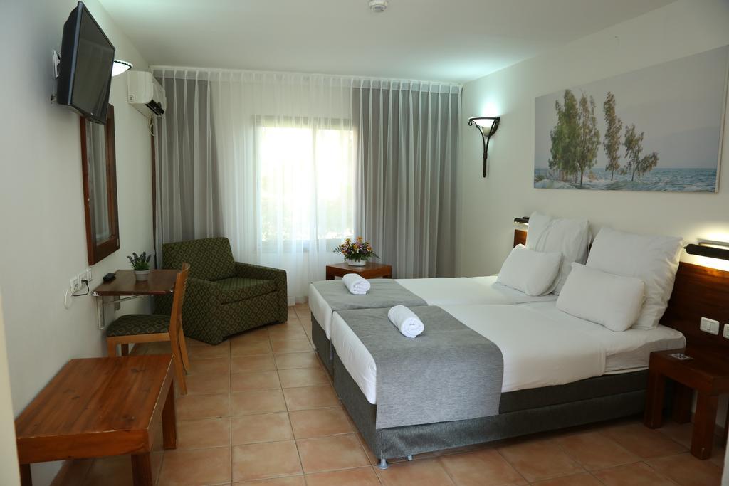 Ohalo Manor Hotel Kinneret Exterior photo